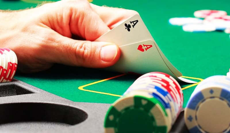 lưu ý về lối đánh poker